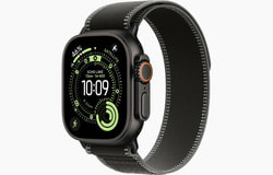   Apple Watch Ultra 3 (2025) 49  GPS + Cellular Black Titanium Case with Black Trail Loop